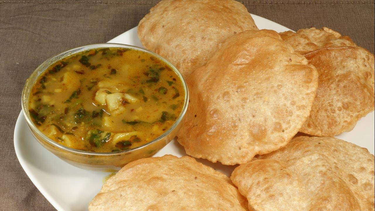 Aloo puri (AL mani)