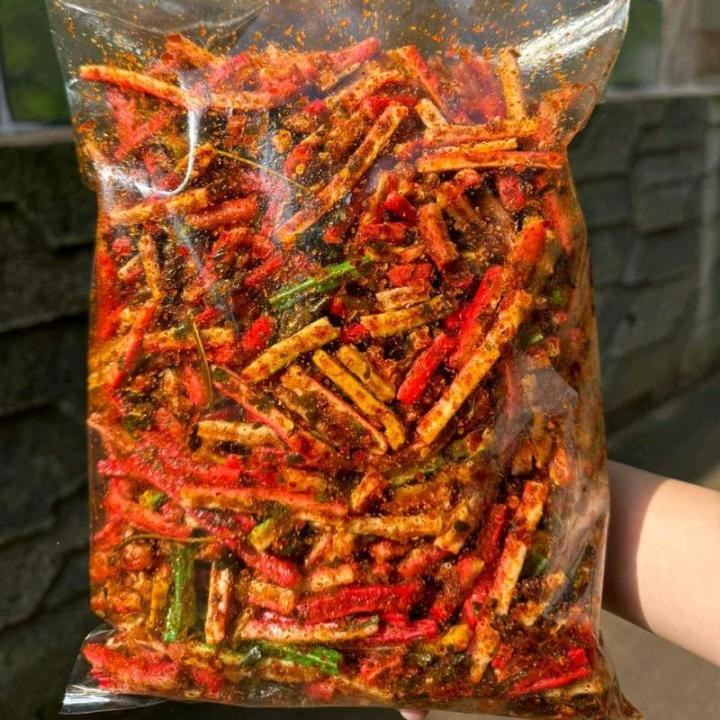 KERUPUK BETON PEDAS 200G